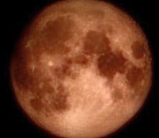 Samsung Denies Its Space Zoom Camera Feature Is Faking Moon Photos