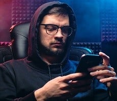 Billions Of iPhone Users At Risk For Being Locked Out Of Apple Accounts, How To Protect Yourself