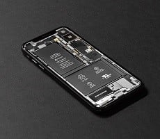 Replaceable Smartphone Batteries Are Returning And We Have The EU To Thank