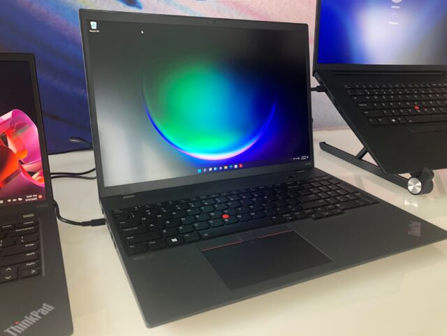 Lenovo ThinkPad T16.