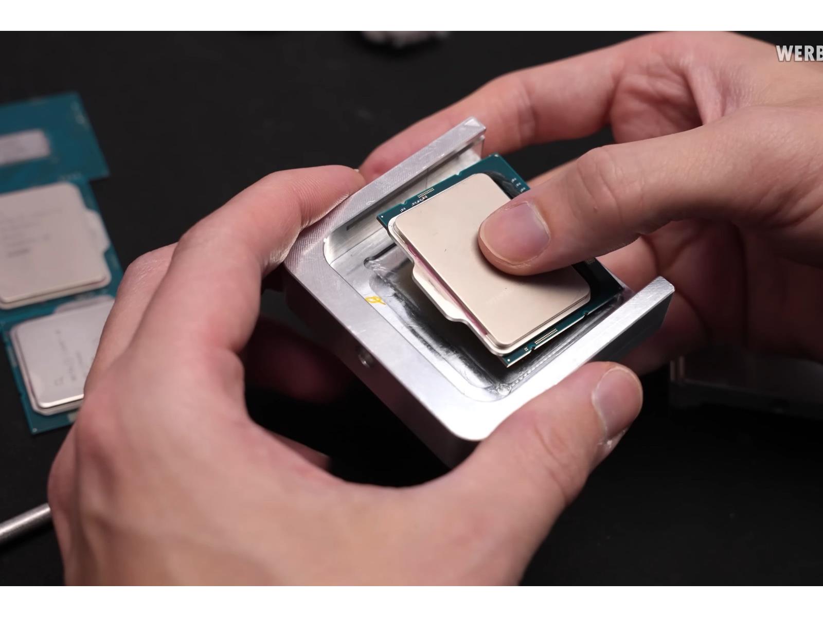 Intel 14th Gen Core i9-14900K CPU Delidding Reveals A Cool Surprise
