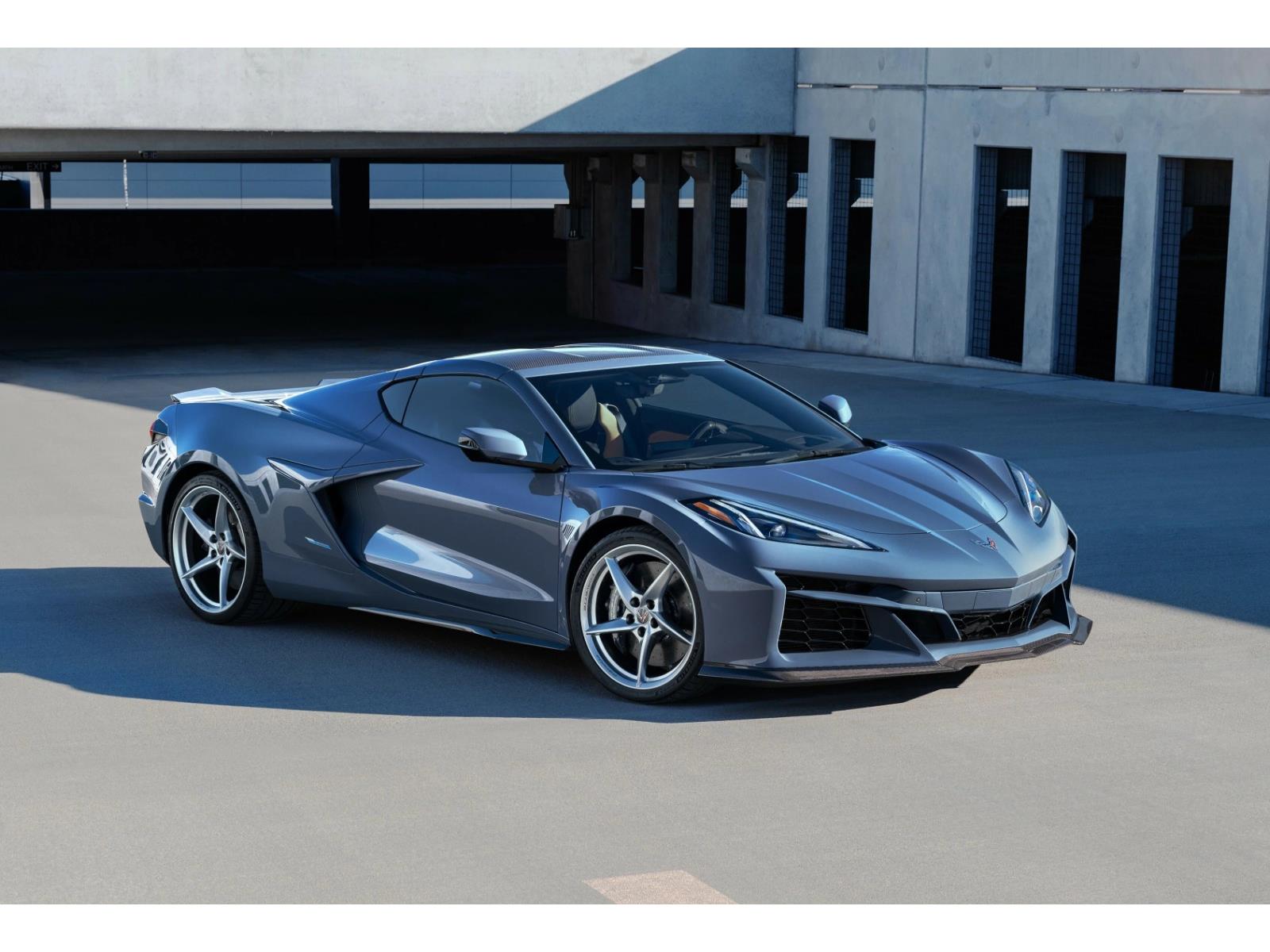 2024 Corvette E-Ray Is A Hybrid Juiced Speed Demon That’s Simply Gorgeous