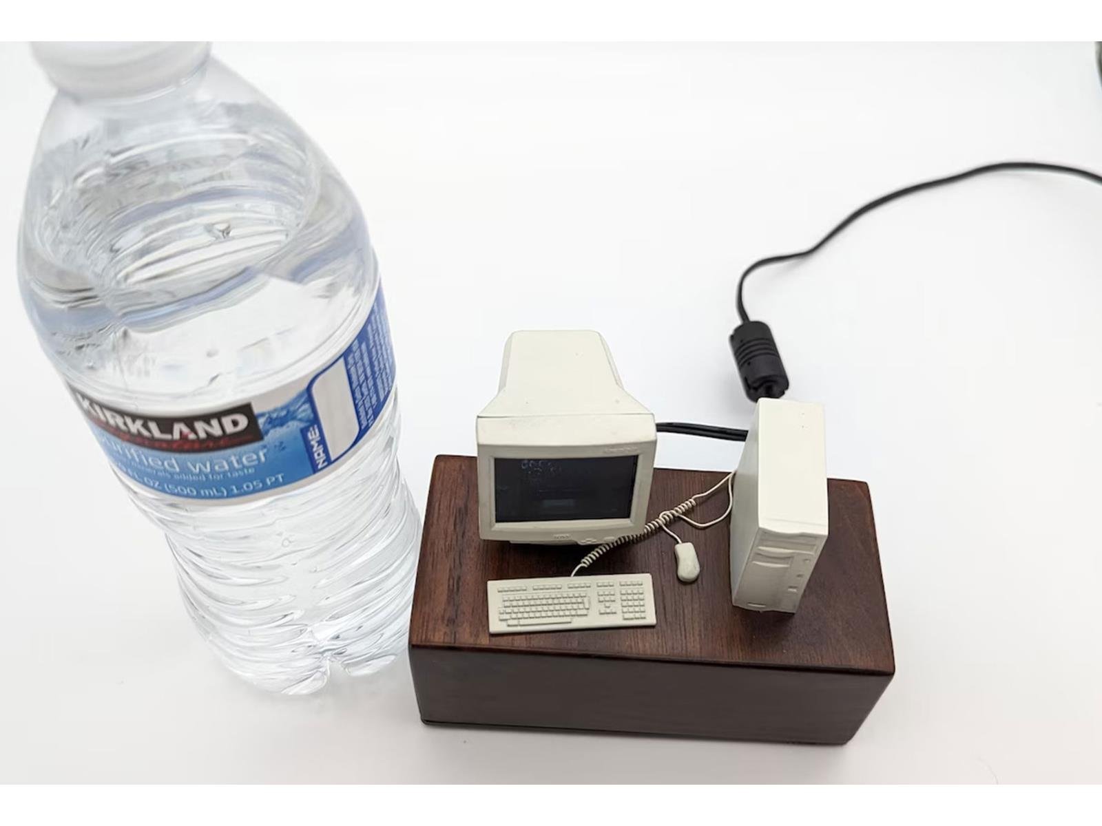 This Miniature 1990s PC With Raspberry Pi Inside Is The Perfect Retro Mod