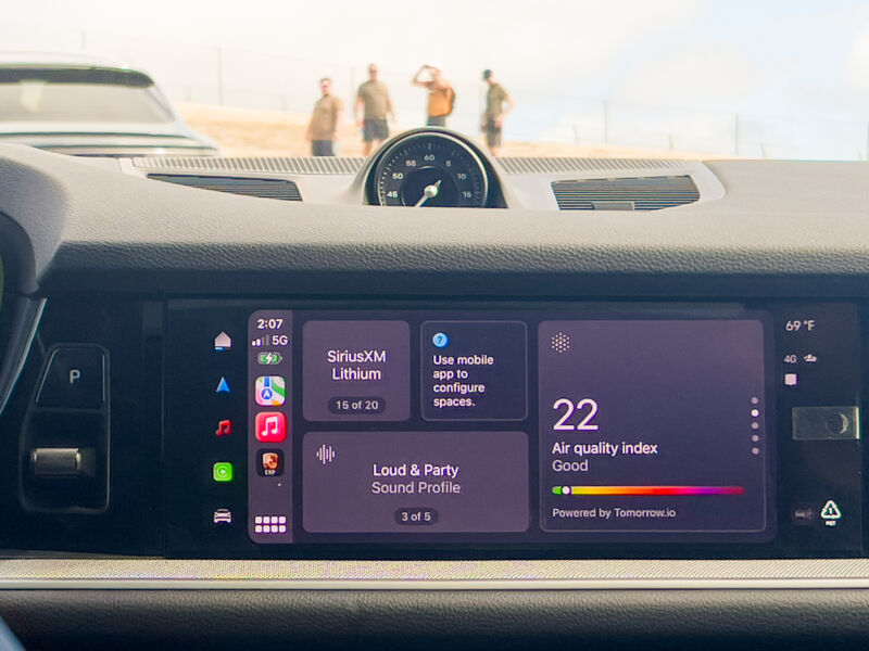 A Porsche Cayenne infotainment screen showing the My Porsche app
