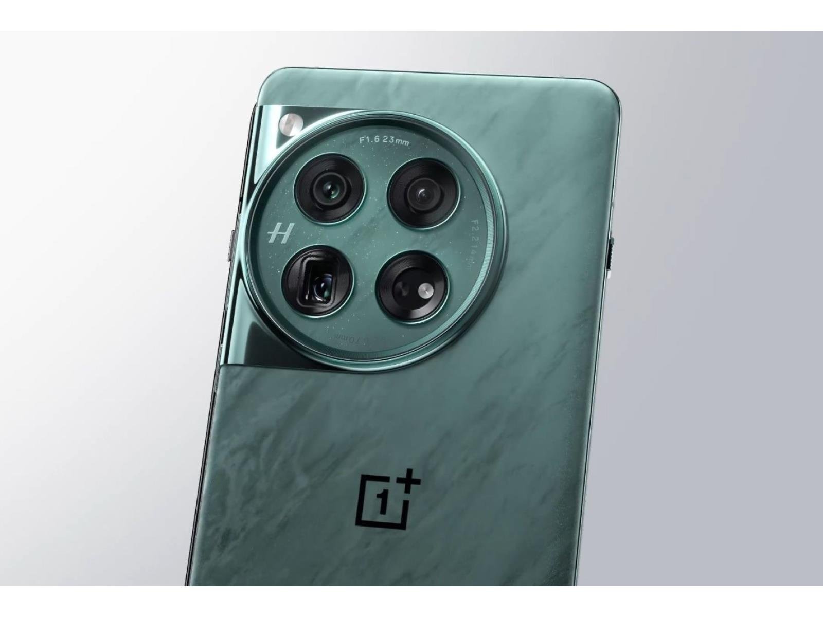 OnePlus 12 Launches With A Huge Battery And Snapdragon 8 Gen 3 Firepower