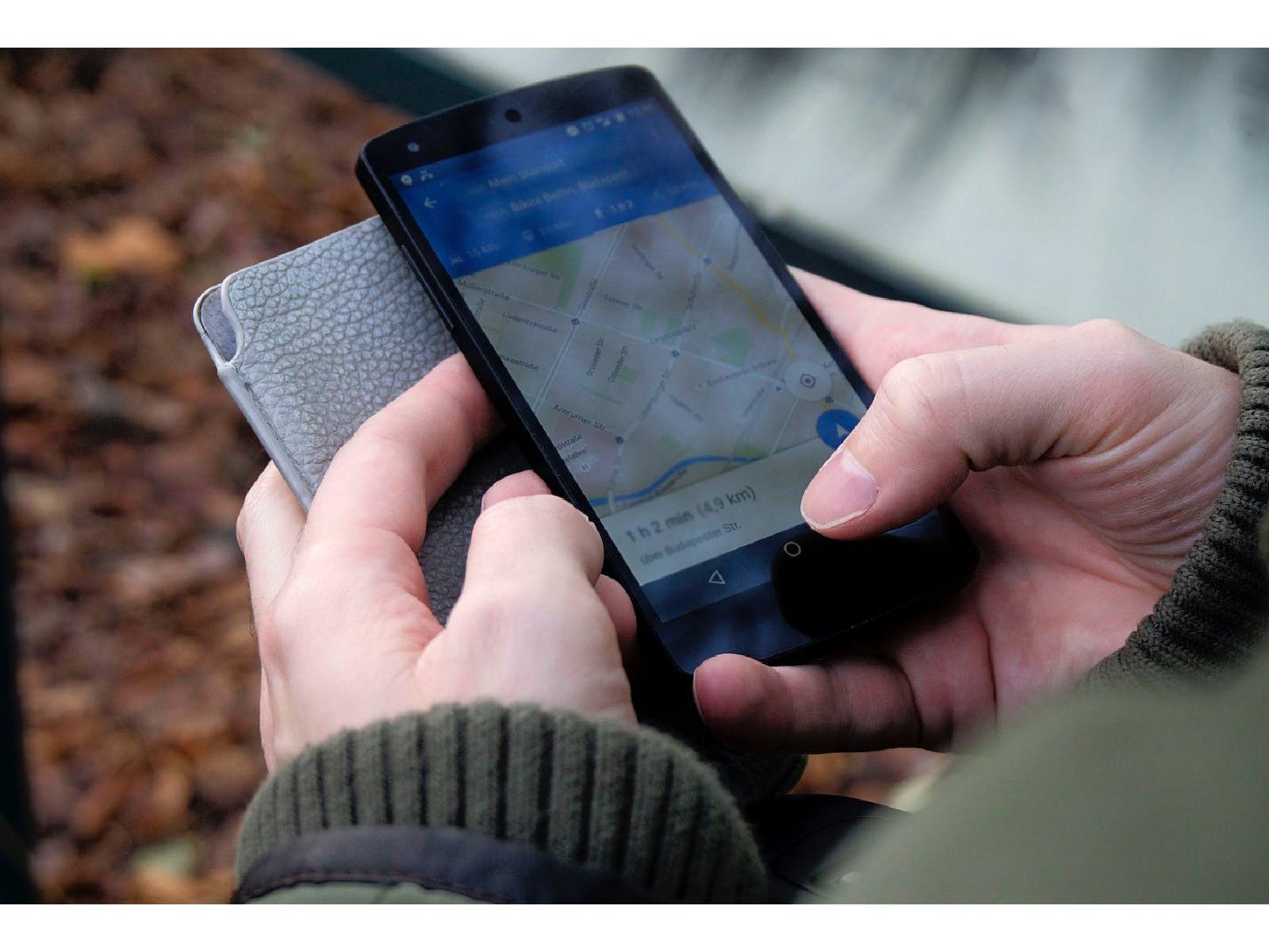 Google Stands Up For Privacy, Kills Access To Maps Location Data And Police Warrants