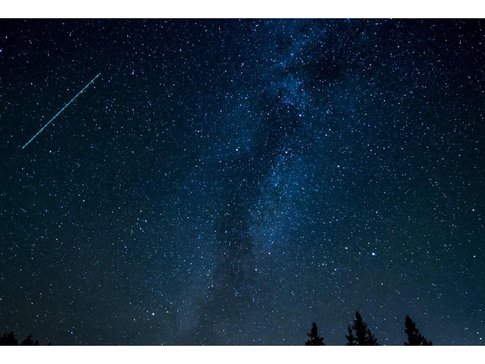 Beautiful Geminids Meteor Shower Brings 100 Shooting Stars Per Hour Wednesday