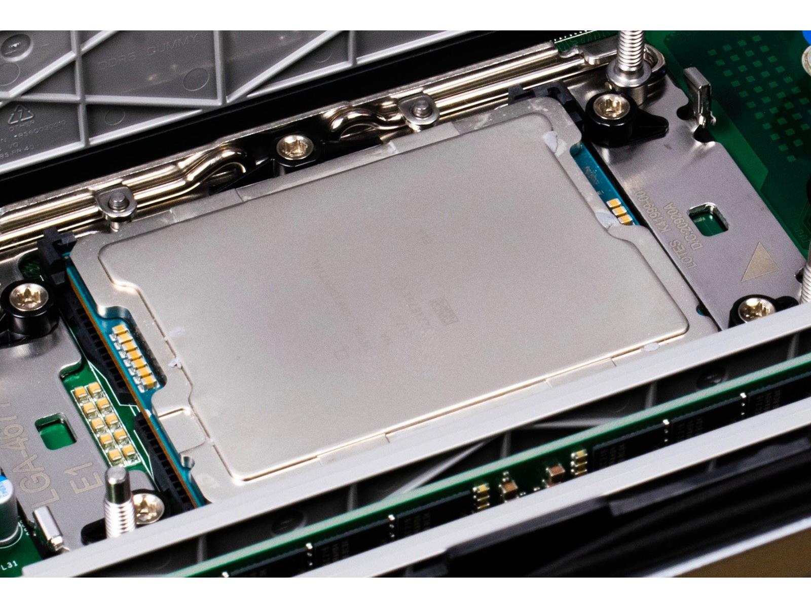 Intel's Monstrous 144-Core Sierra Forest Xeon CPU With 172MB Of Cache Gets Benchmarked