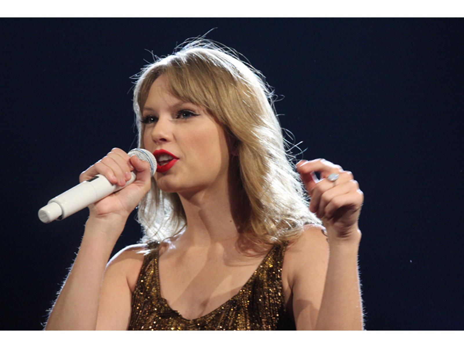 Taylor Swift Is So Popular Google Booted Her From Its 2023 Trending Search List