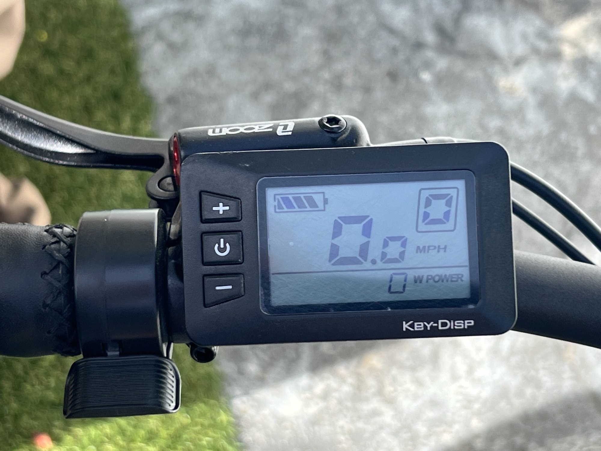Computer of a Cafe Cruiser e-bike