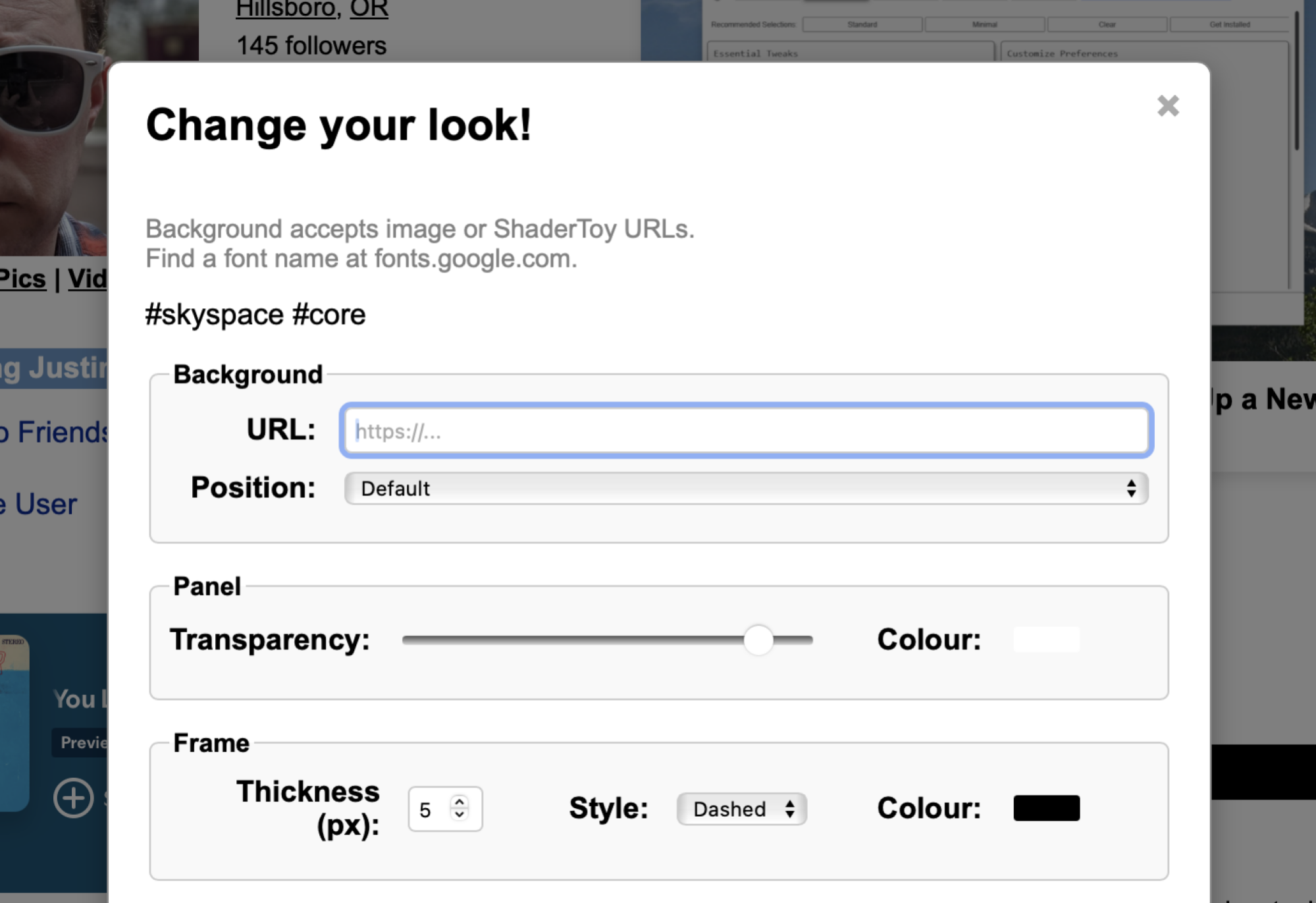 The style customization panel including a box for a background image, a transparencyslider and color picker for panels, and frame styling settings.
