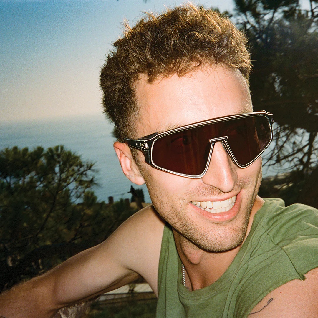 Oakley x Cinelli Eye Jacket Redux glasses worn by Taylor Phinney.