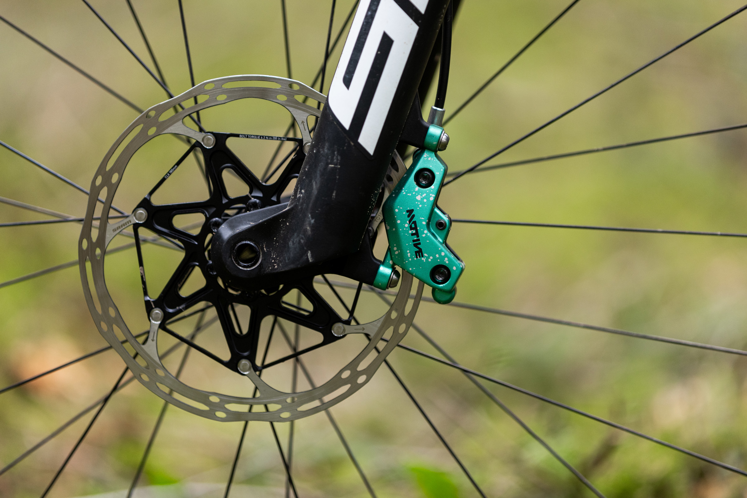 SRAM Motive Ultimate Expert on bike