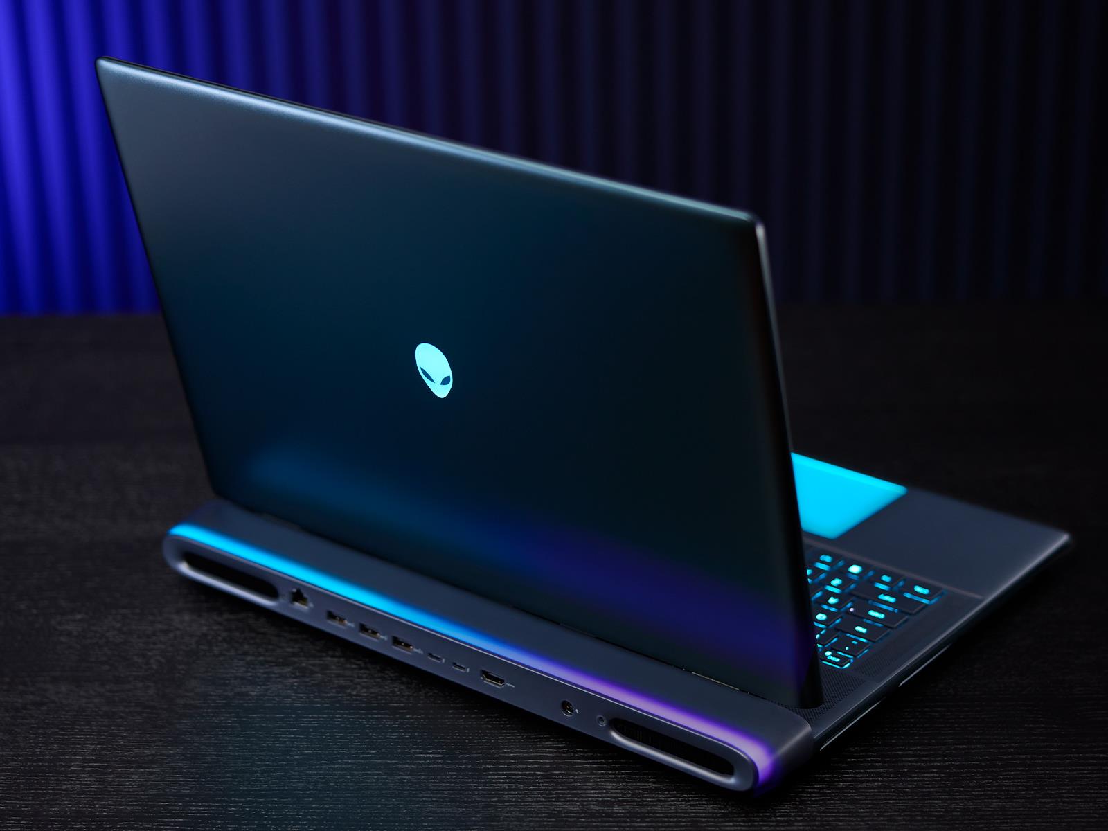 Alienware’s Cooler, Faster Area-51 Gaming Laptops With RTX 50 Go Up For Sale