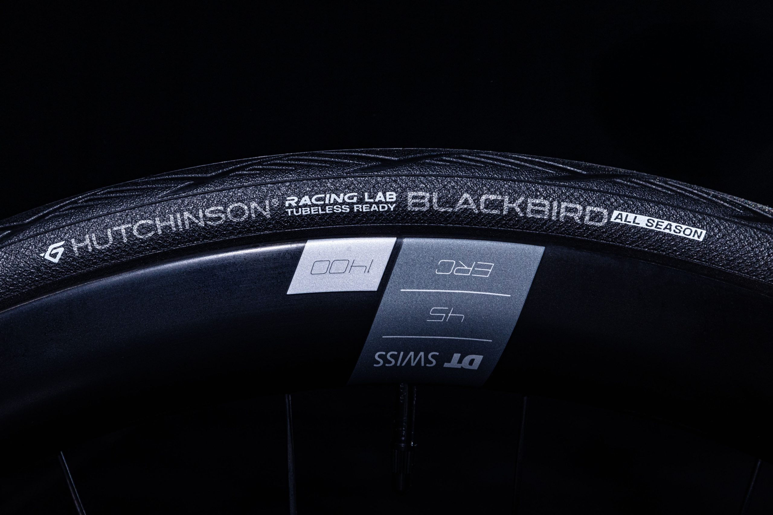 Hutchinson Blackbird All Season