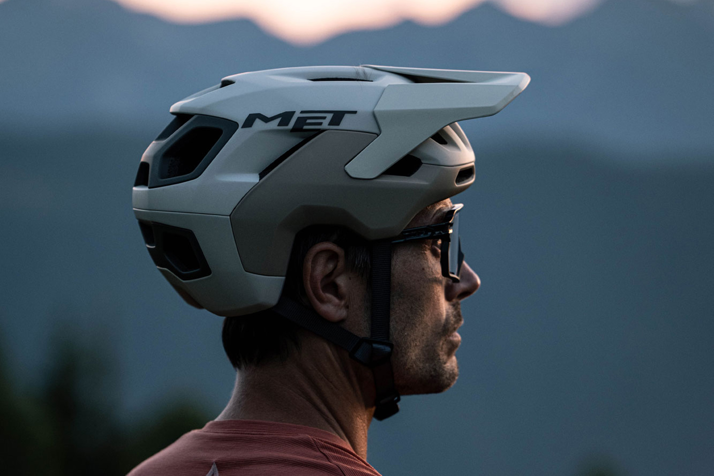 MET Revo open face mountain bike helmet