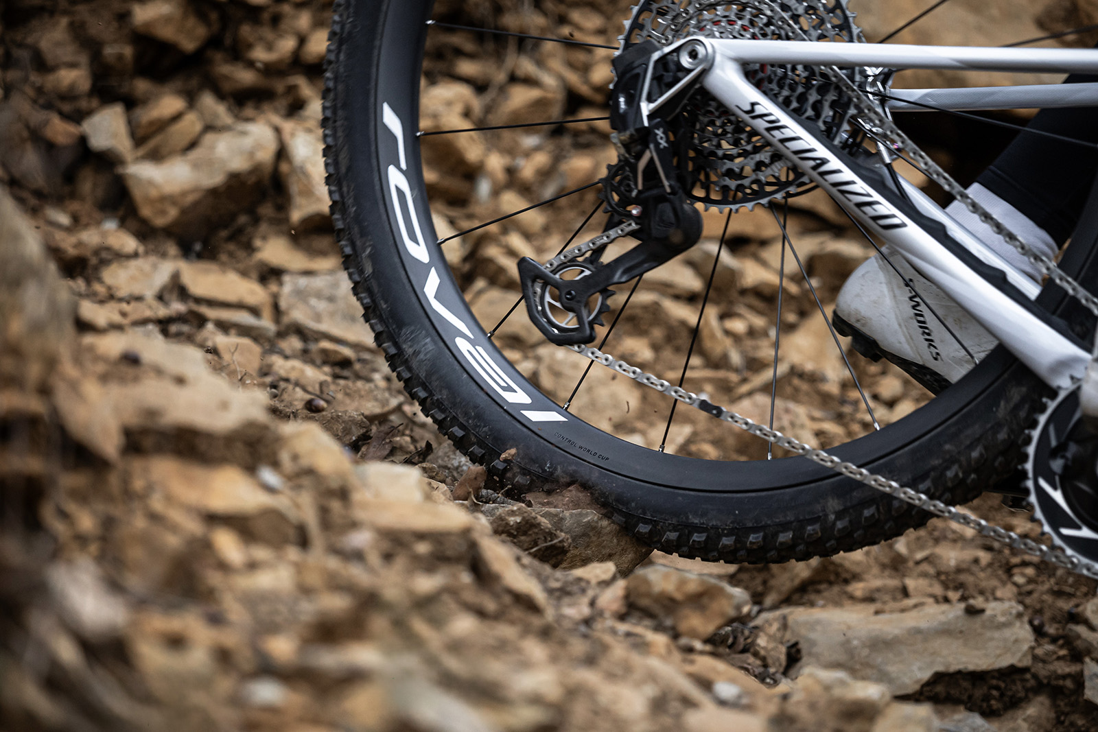 Air Trak MTB tyre from Specialized in action