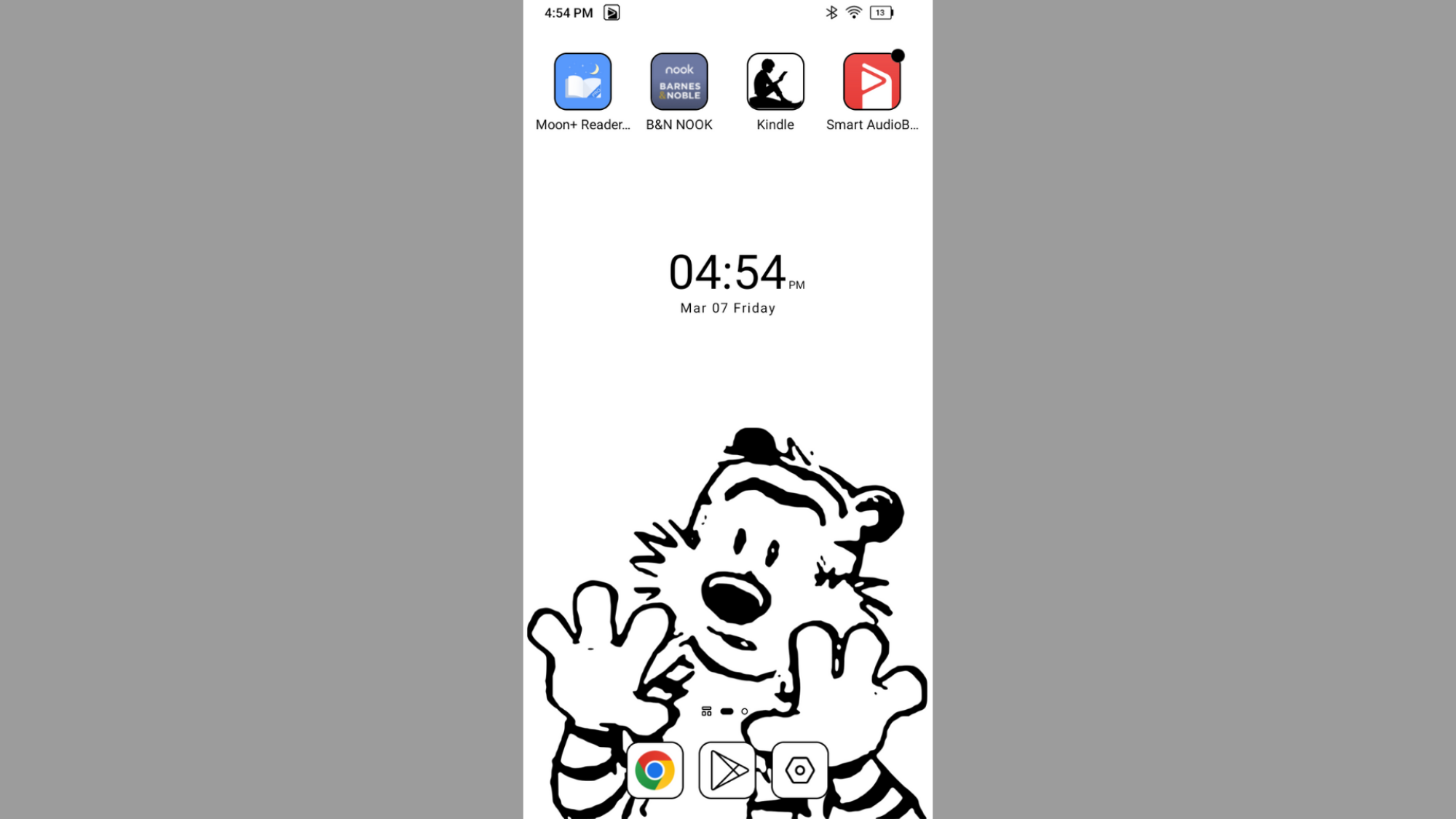 A wallpaper on a Boox Palma featuring a line drawing of Hobbes from Calvin and Hobbes