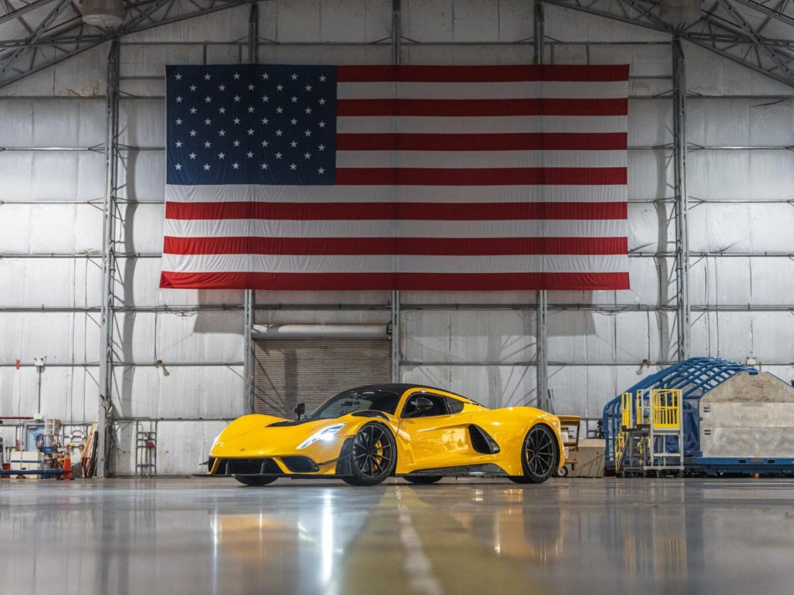 Hennessey Venom F5 Evolution Flexes 2031 HP Of Ripped Petrol Power
