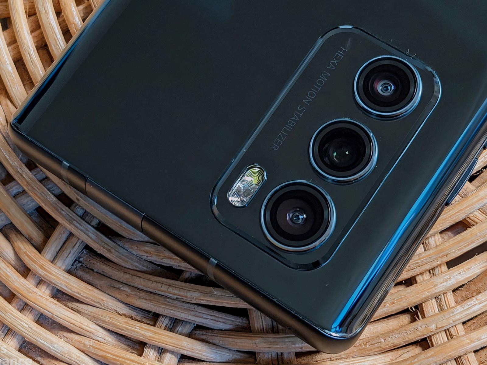 LG Handset Owners Have Two Months To Update Phones Before Servers Are Nuked