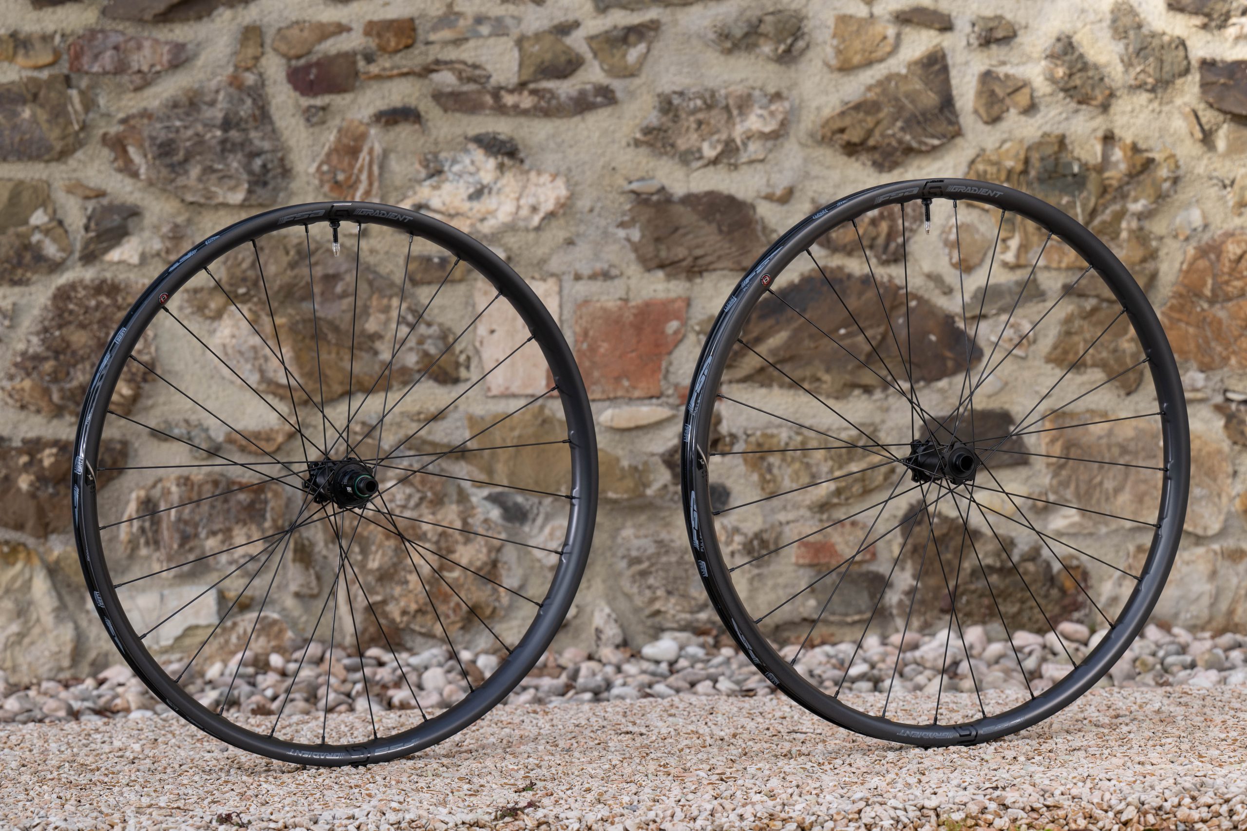 FSA Gradient i30 mountain bike wheels