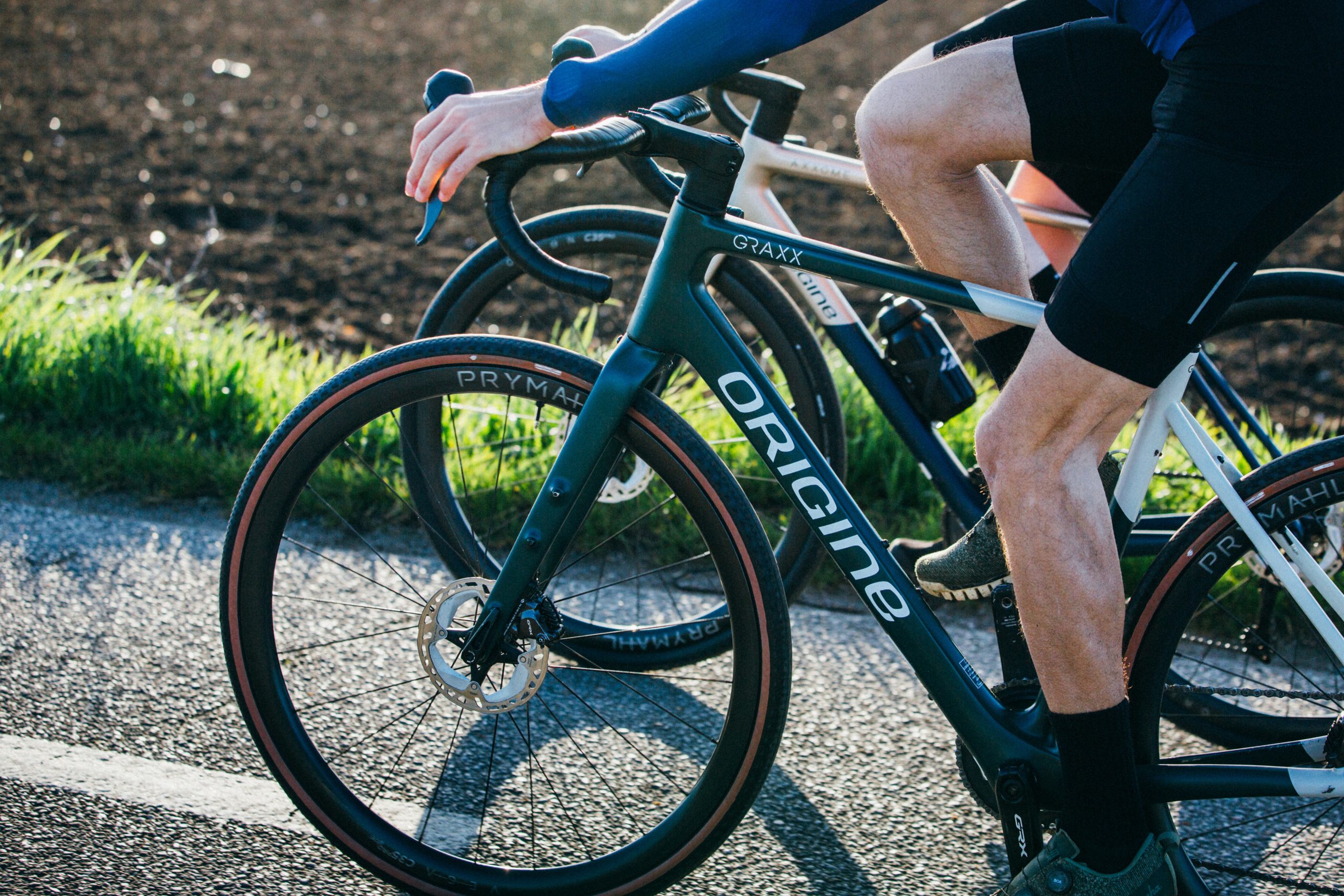 Hutchinson Caracal All Road