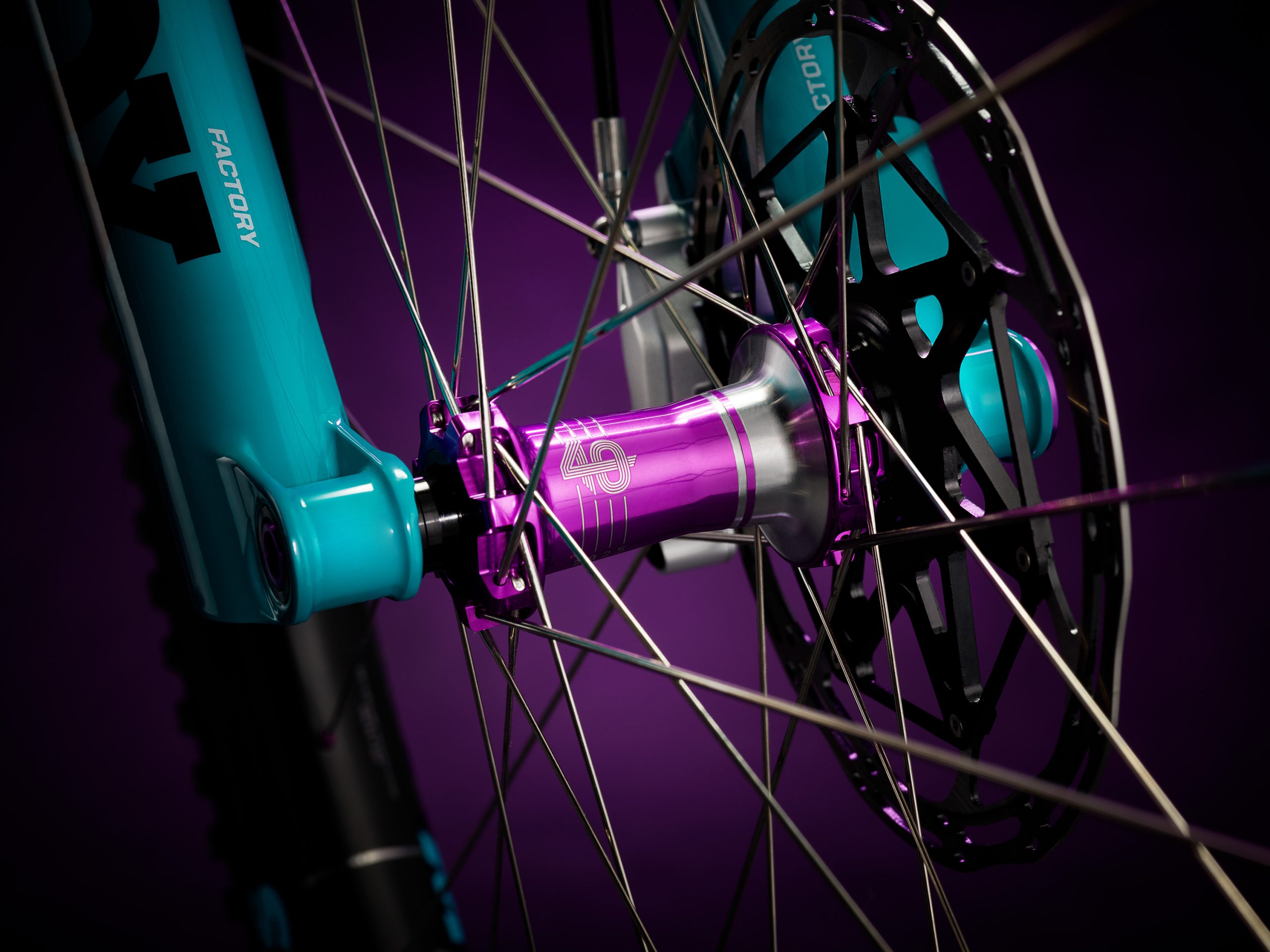 Yeti 40th Anniversary ASR with 3D Violet DT Swiss hubs