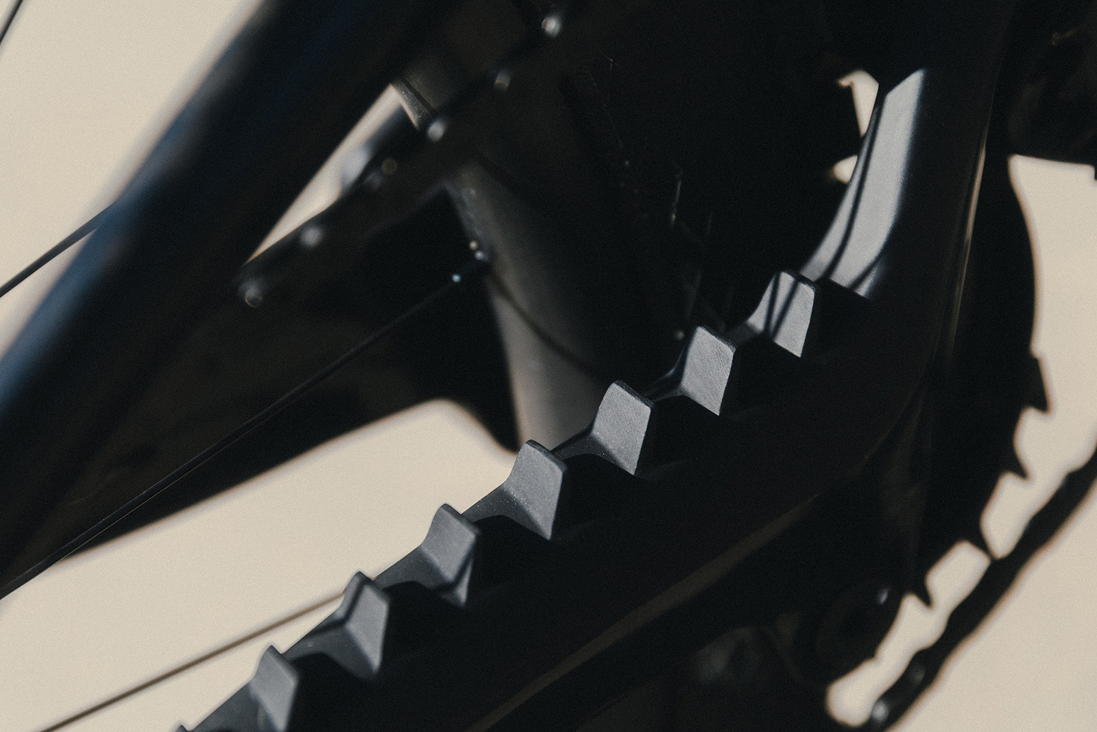 Chainstay protection on the UNNO MITH full suspension mountain eBike