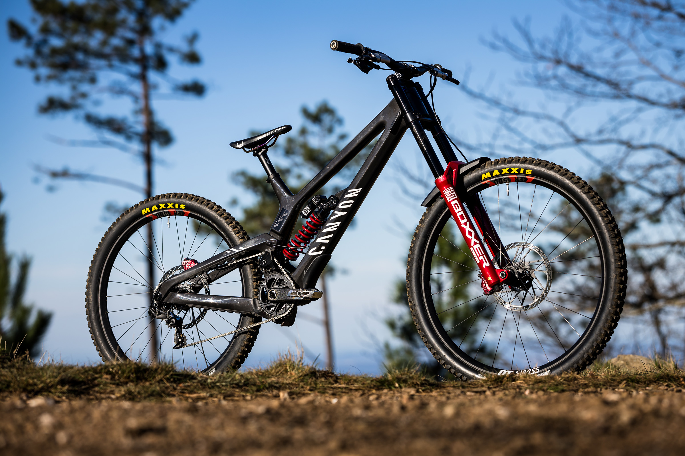 Canyon Sender CFR downhill bike