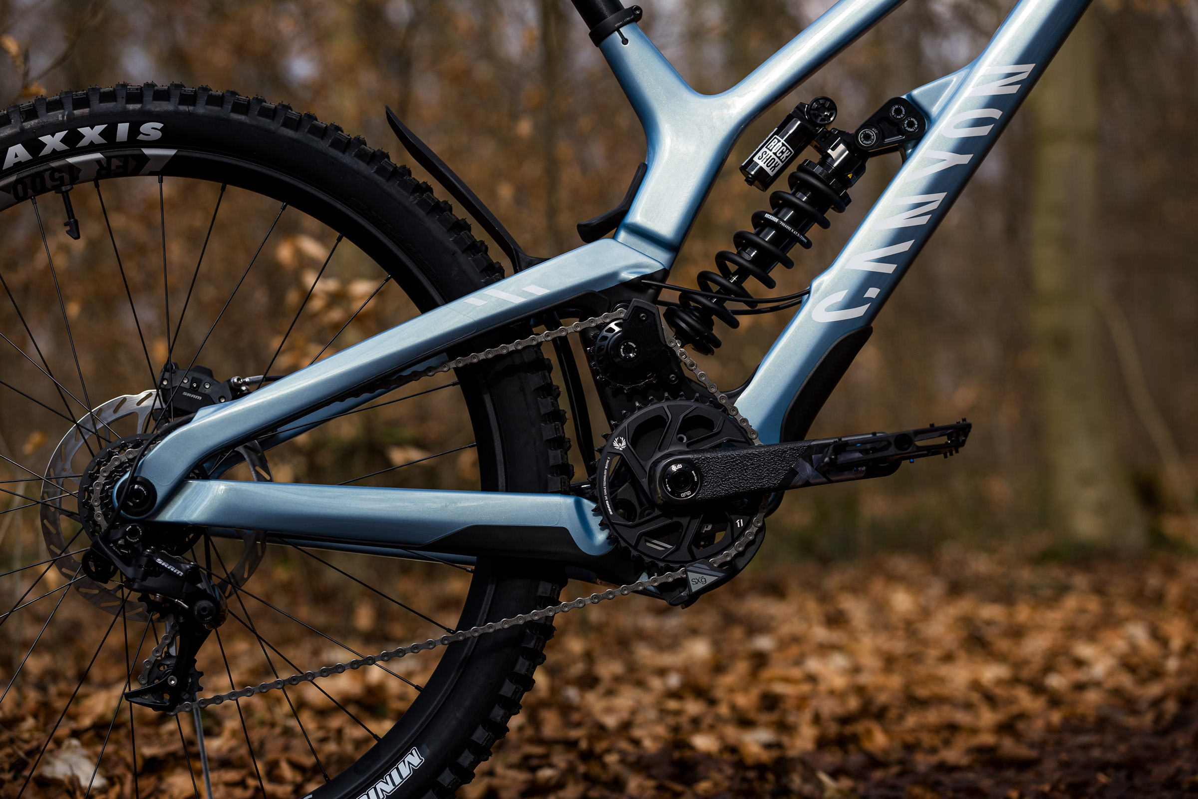 Canyon Sender CFR downhill bike