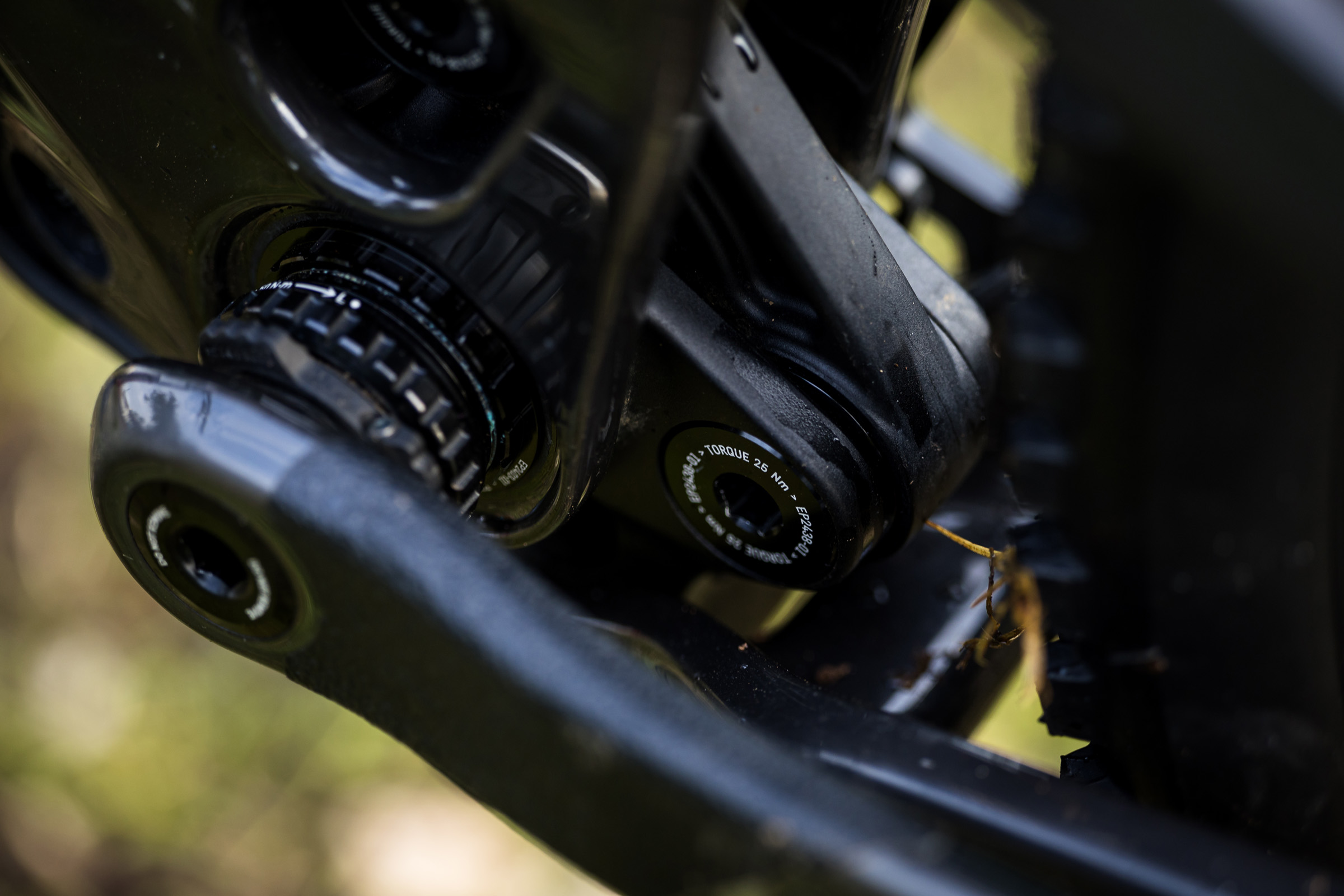 Canyon Sender CFR downhill bike