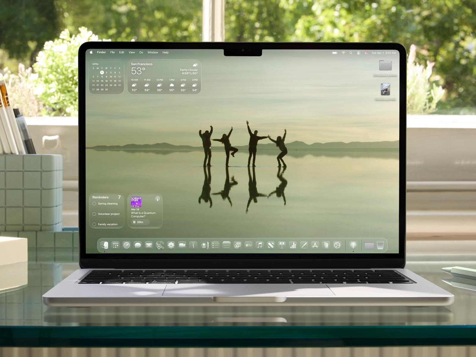 Apple iOS And macOS 26 Unite To Pour Liquid Glass Over All Your Devices