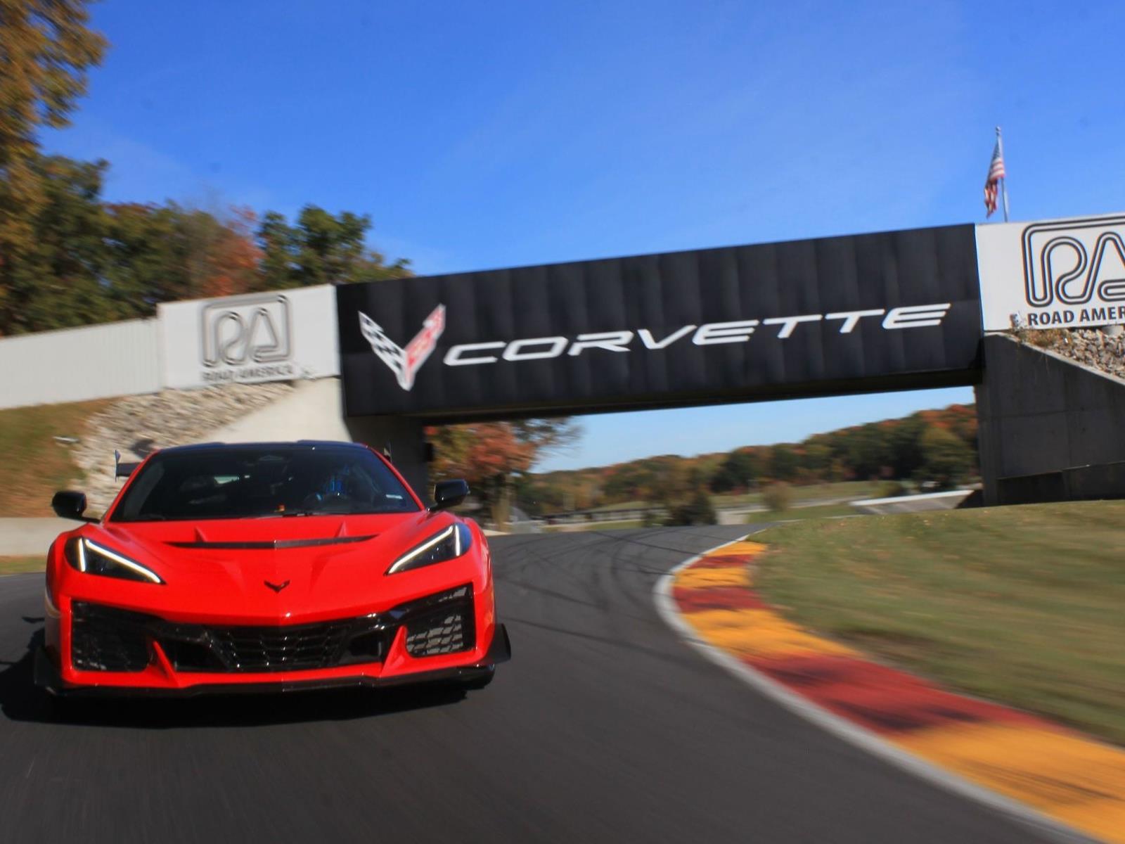 Chevy's Corvette ZR1 Eats Ferrari And Lamborghini Alive In Track Race