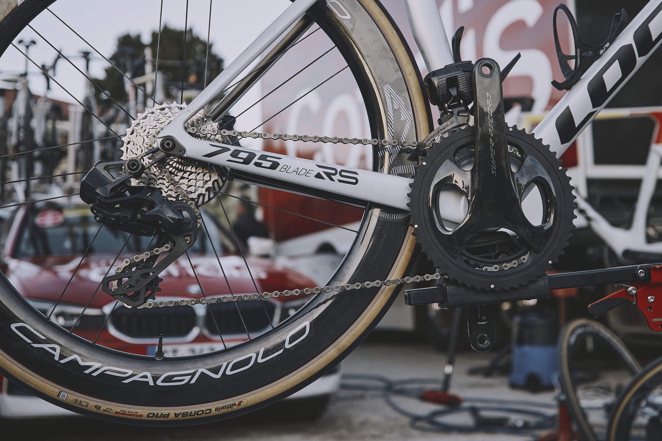 Campagnolo Super Record 13 groupset on Cofidis team bike