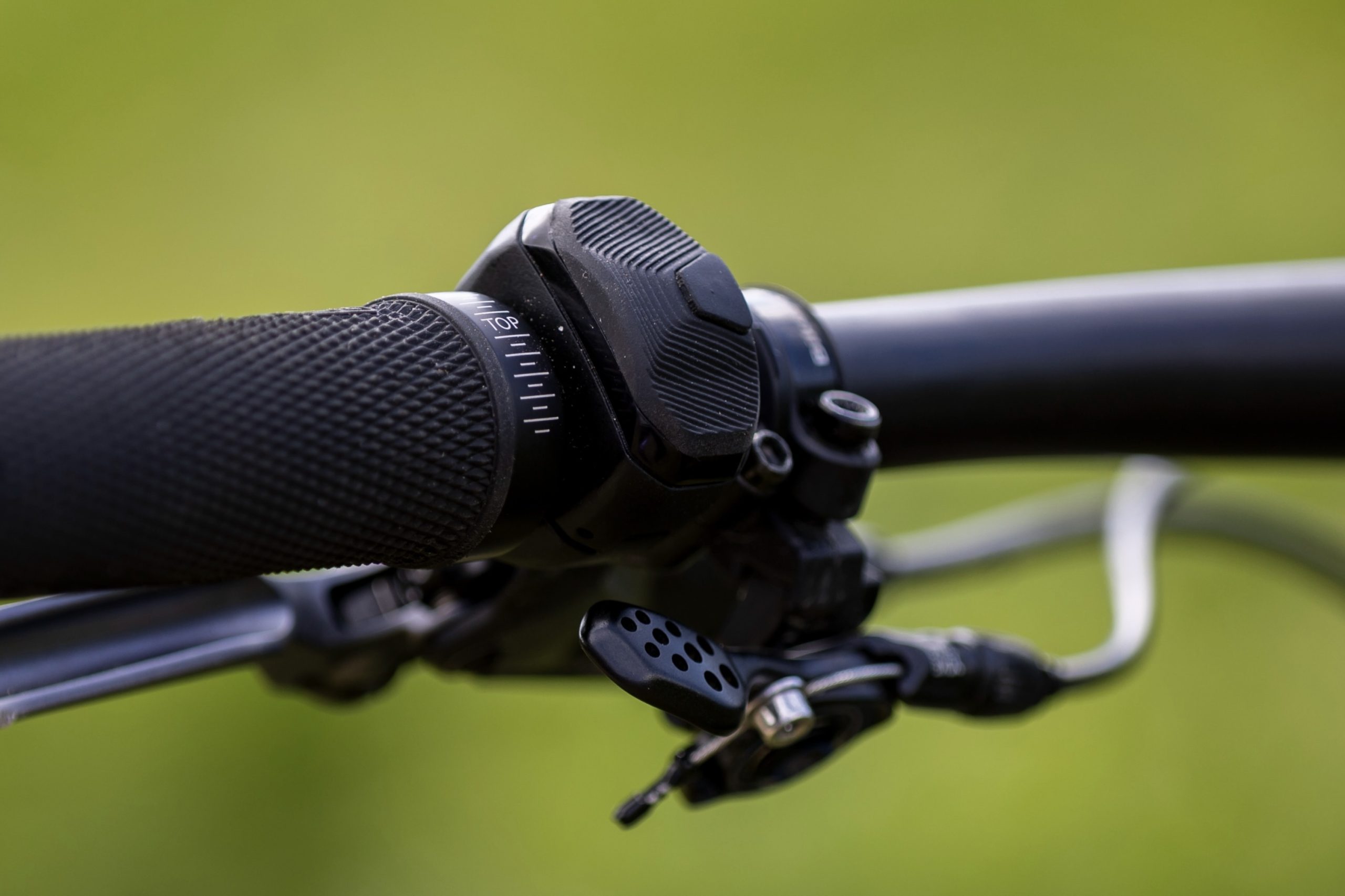 Mahle M40 controller on bike