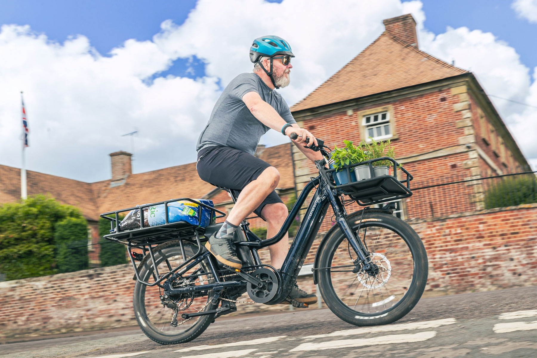 Momentum PakYak E 15 cargo bike