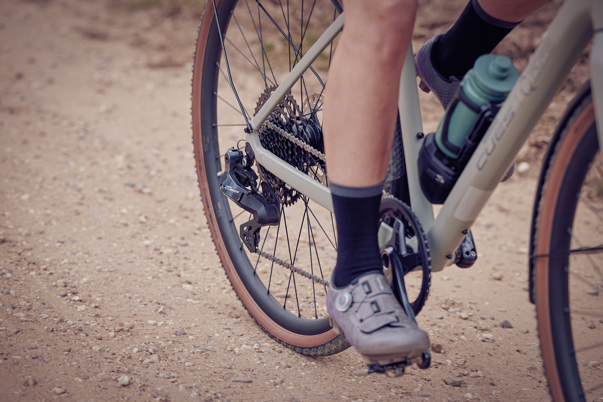 Shimano Q'Auto hub and Cues on gravel bike