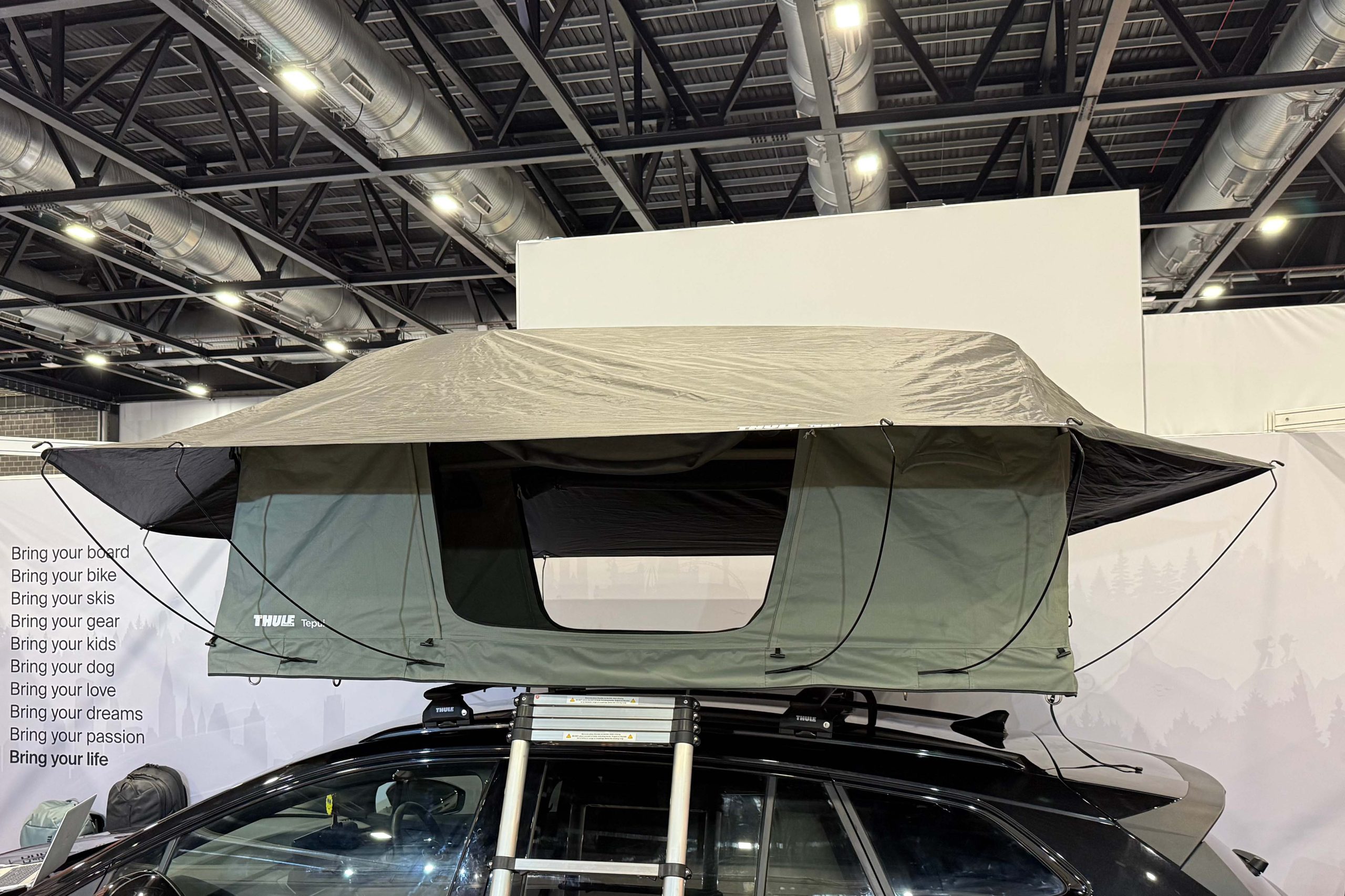 Thule Tepui Foothill roof tent on car