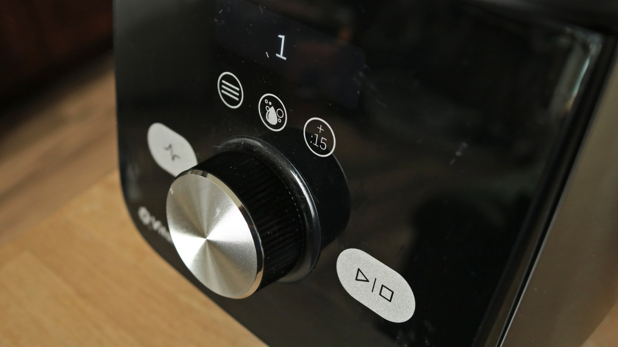 The control panel of the Vitamix Ascent X5