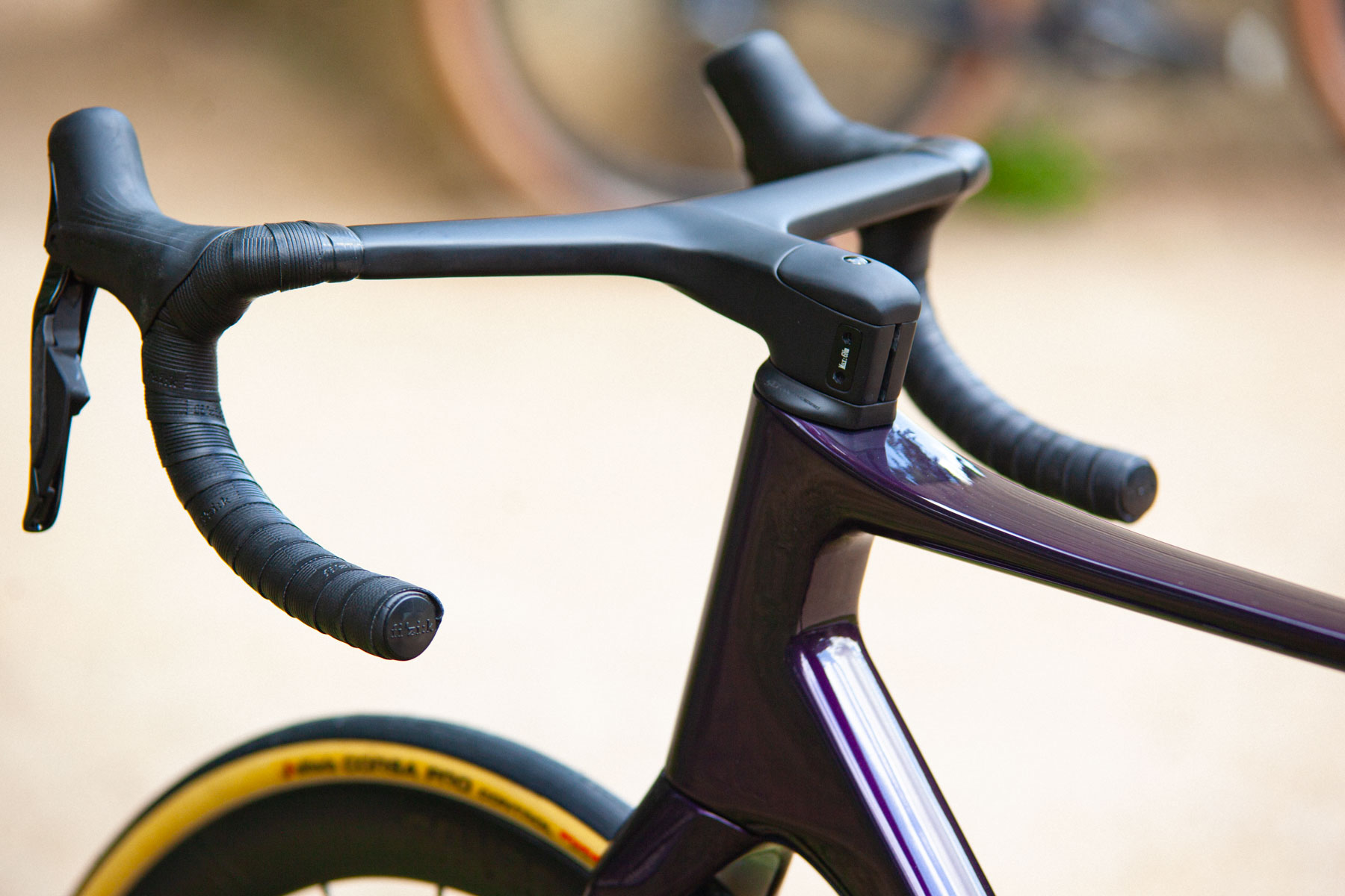 Pearson designed a one-piece bar and stem