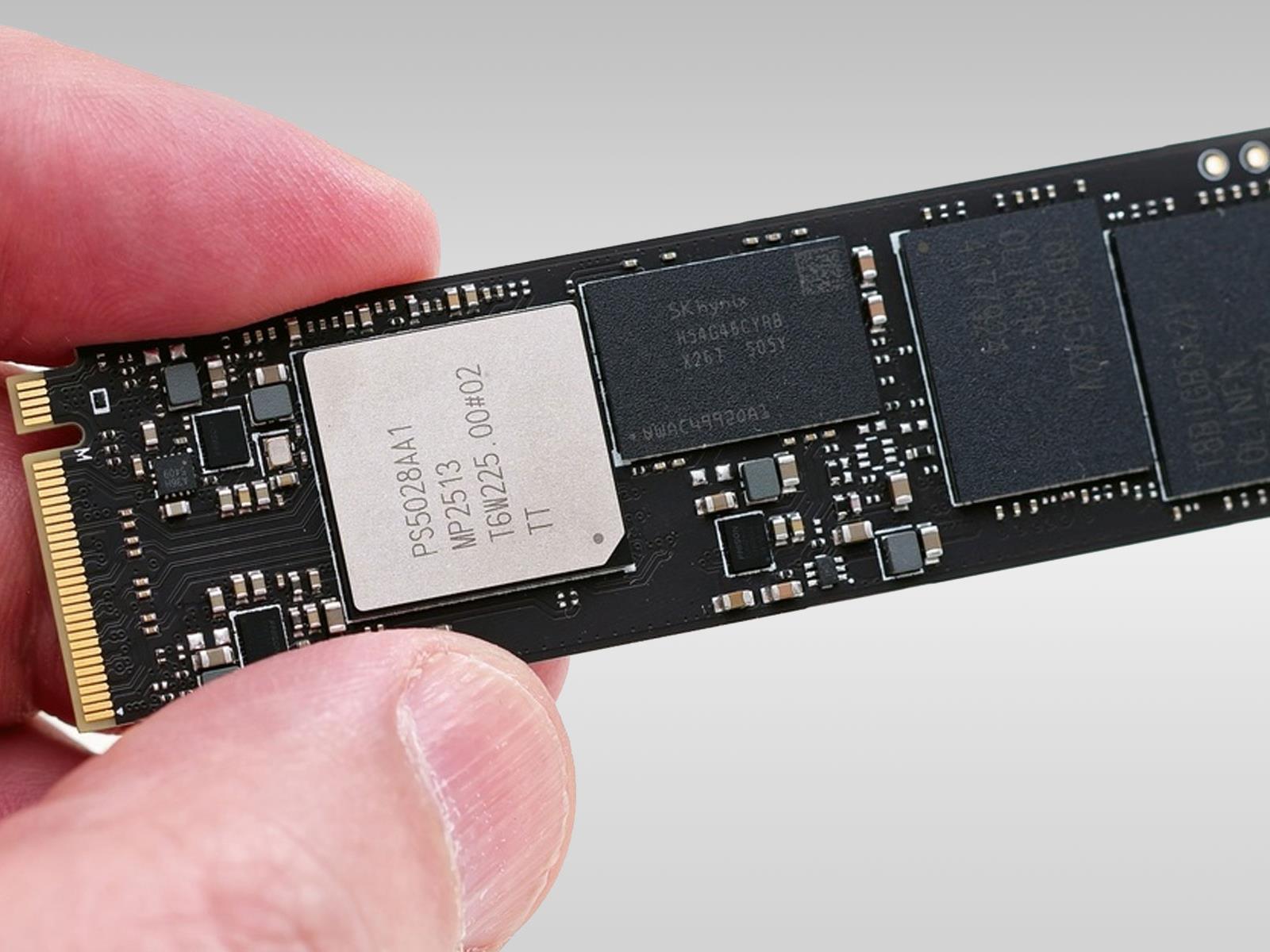 Phison Aggressively Debunks Claims Of Bricked Windows 11 SSDs With Extensive Testing