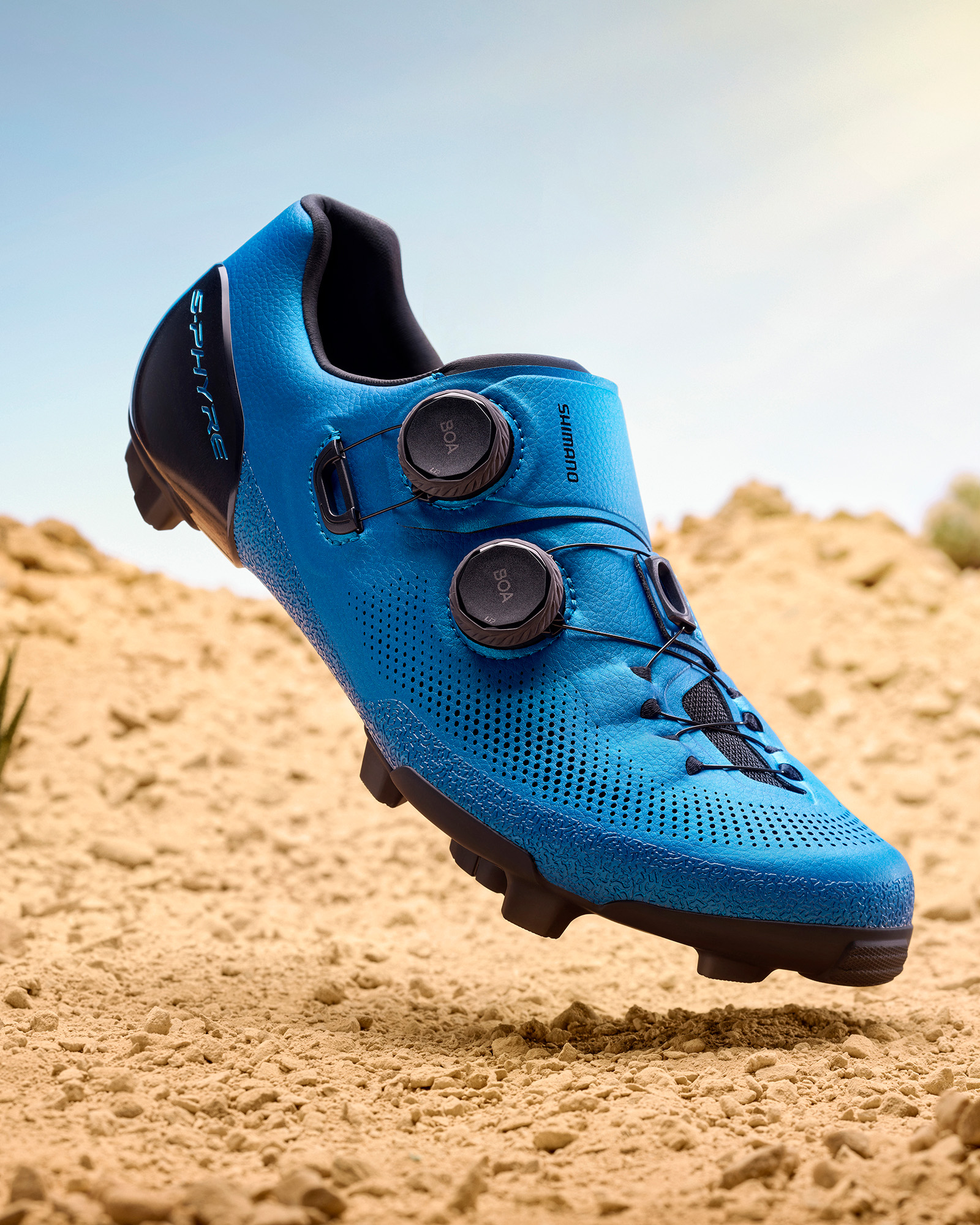 Shimano RX910 S-Phyre gravel shoes.