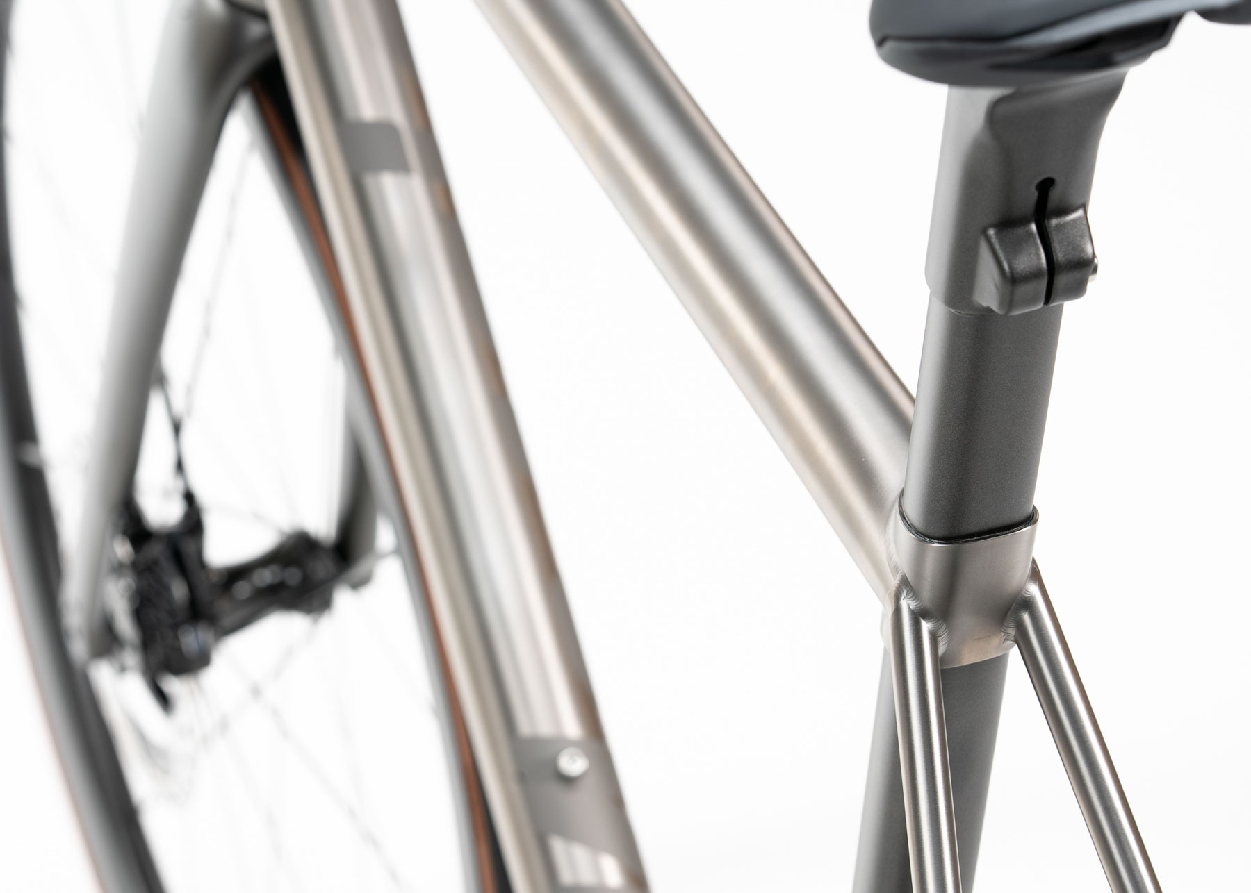 mosaic rt zero carbon seat mast detail