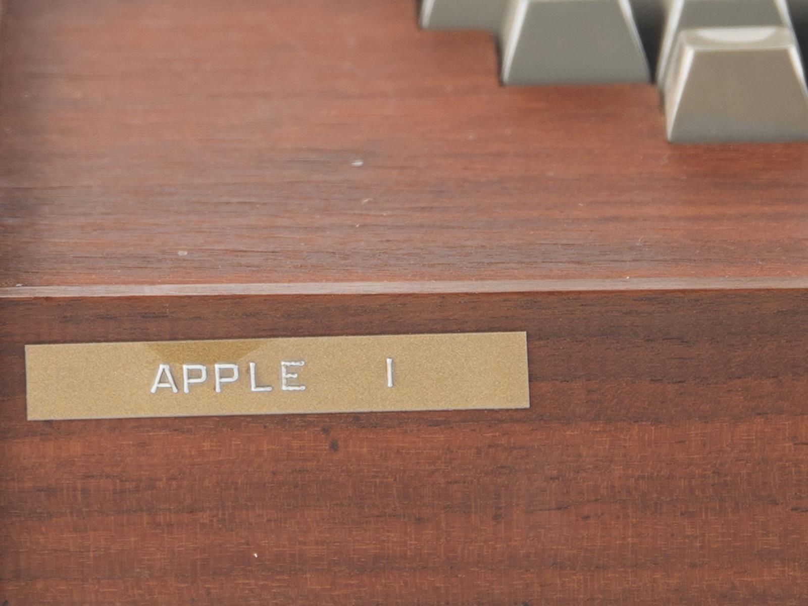 Functional Apple-1 In Rare Wooden Case Sells For Nearly Half A Million Dollars