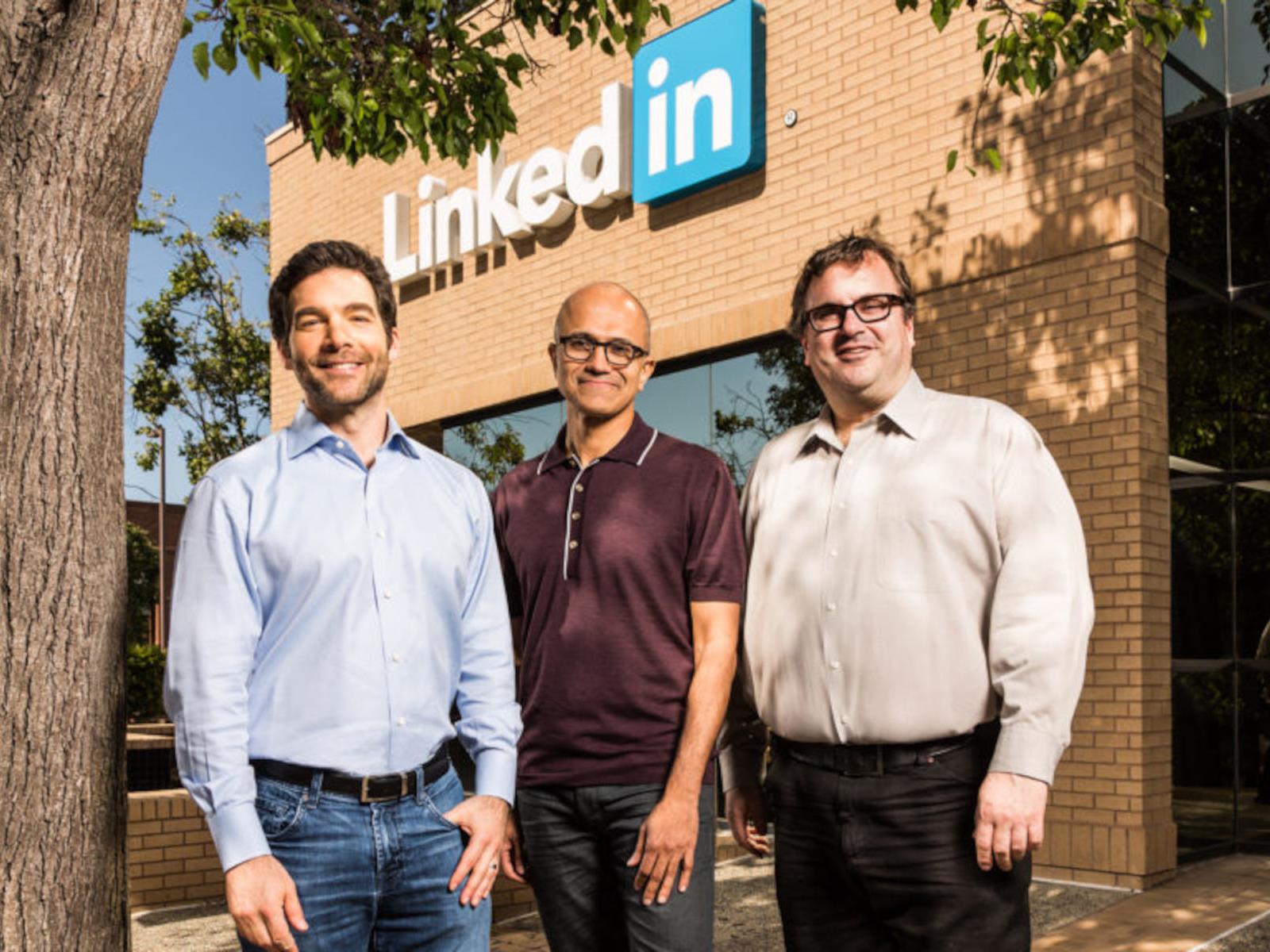 Microsoft Is Harvesting Your LinkedIn Data To Train AI Unless You Flip This Toggle