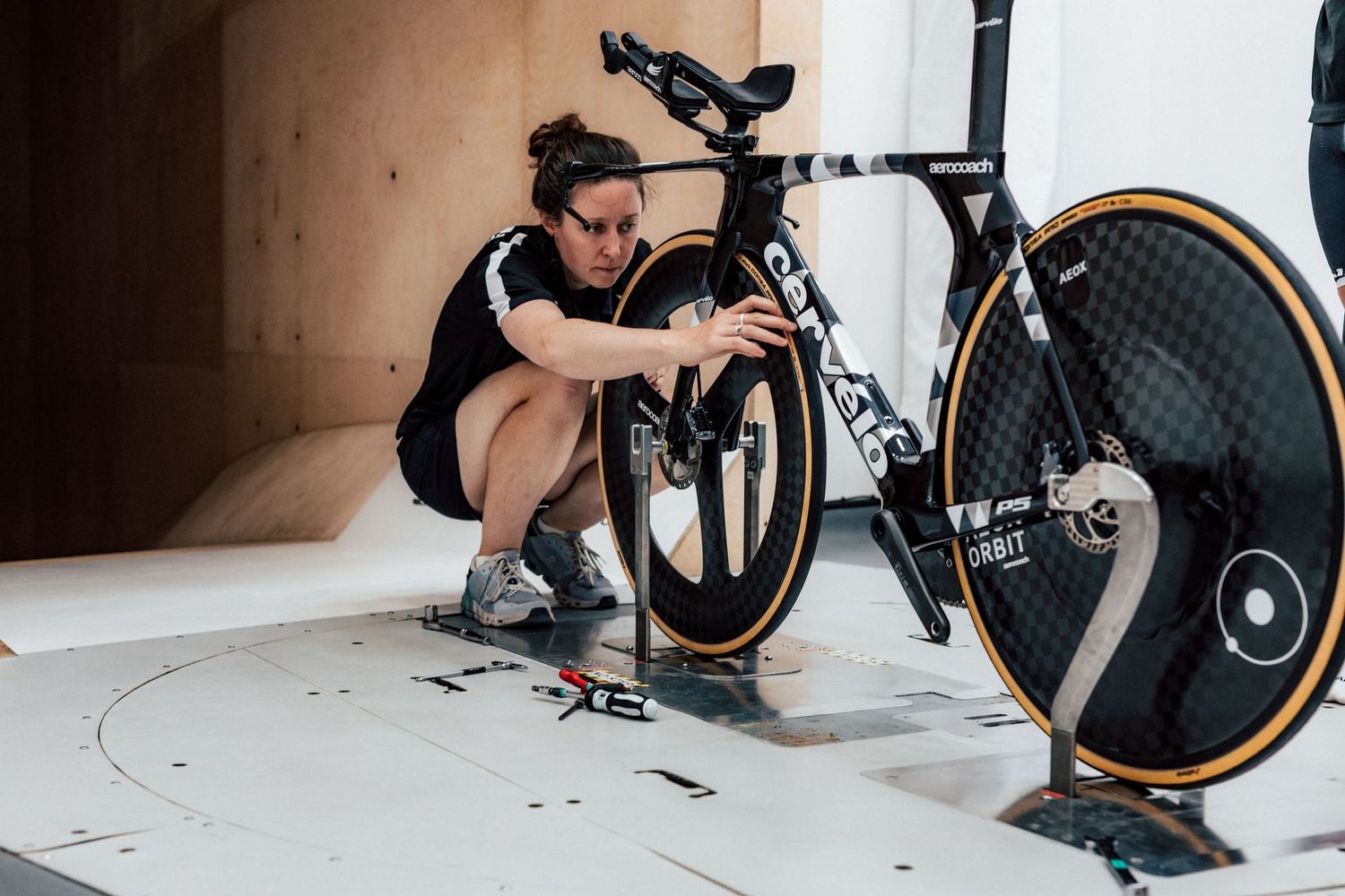 AeroCoach Thunderbolt wheel wind tunnel testing