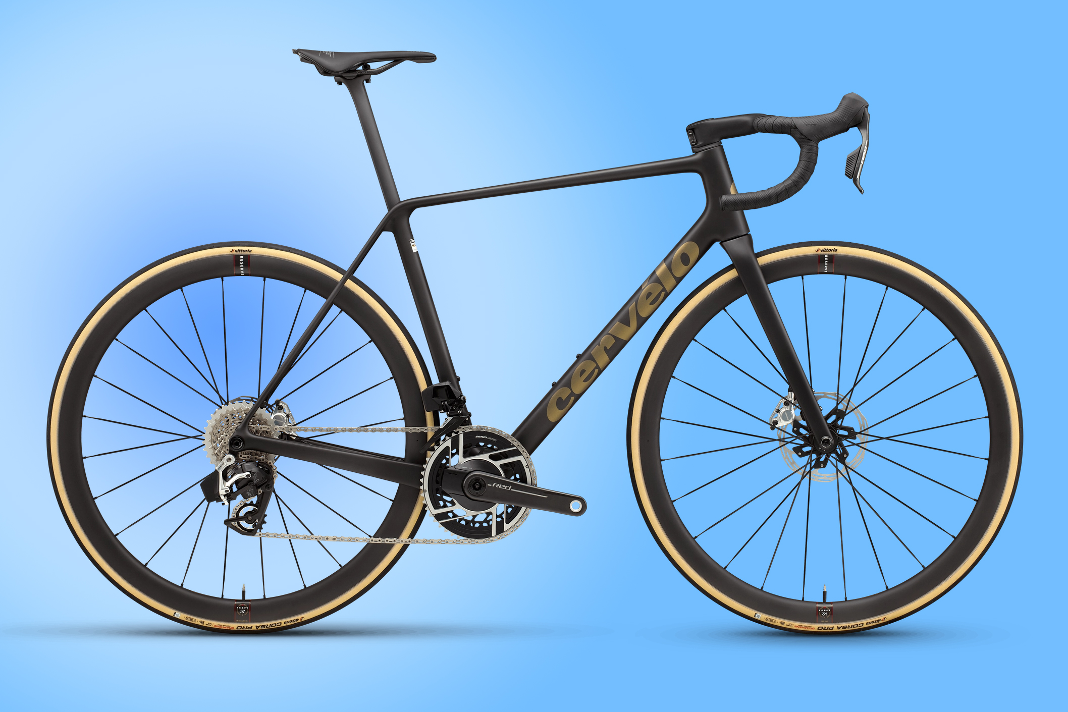 Cervélo R5 studio pack shot