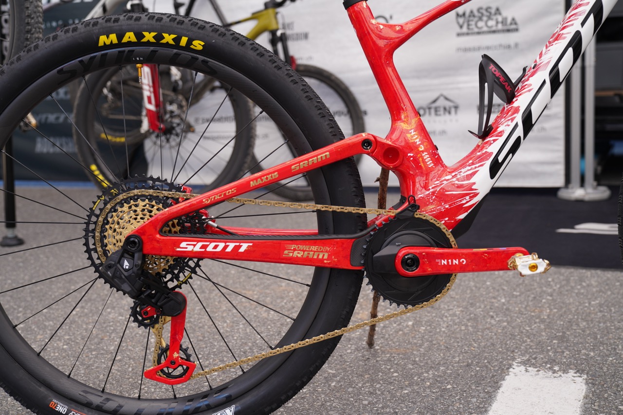 Nino Schurter's Scott Spark at Lenzerheide 2025 with custom SRAM cranks and prototype derailleur