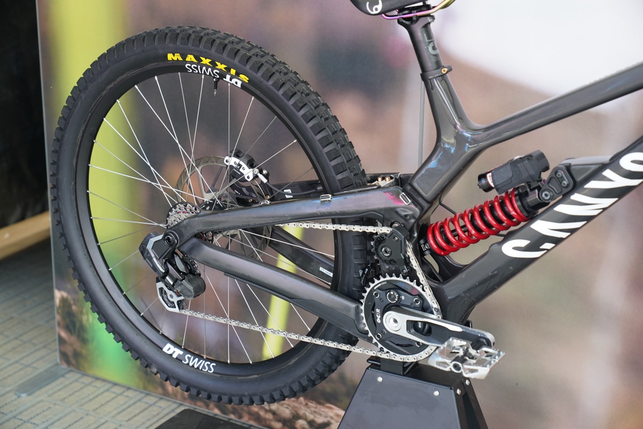 SRAM DH AXS on Troy Brosnan's Sender
