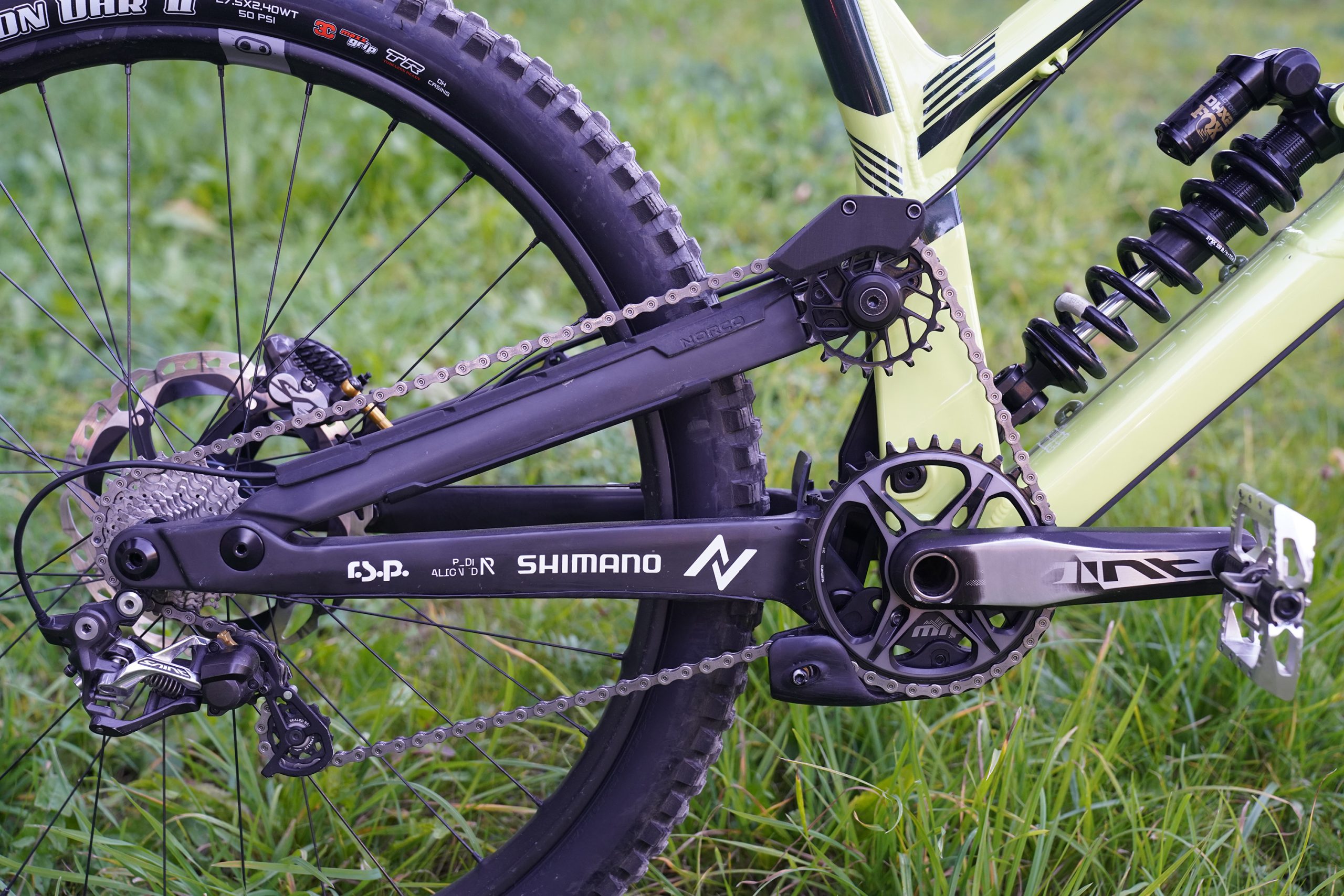 Danny Hart's Norco DH with new rear end